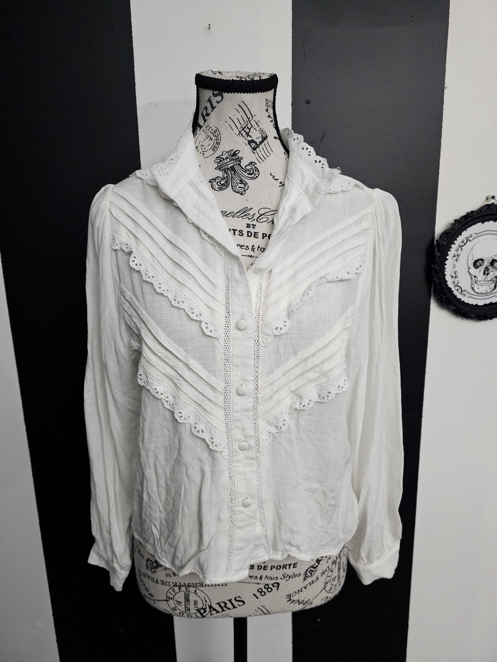 Lulu's Victorian White Lace-Trim Button Down Blouse